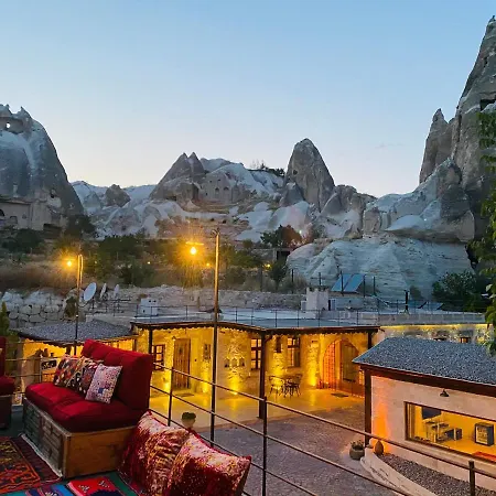 Yastik - Cappadocia * Goreme
