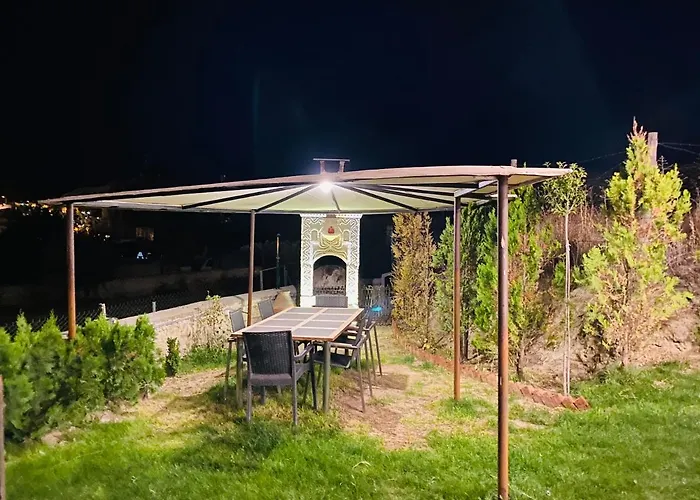 Yastik - Cappadocia * Göreme