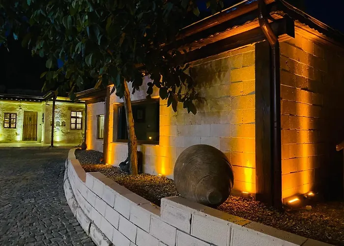 Yastik - Cappadocia * Goreme